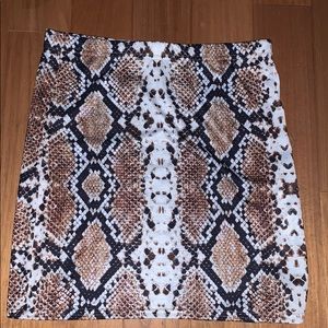 Python print mini skirt